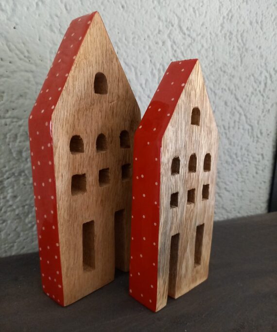 Houten huisjes met rode rand, set van 2